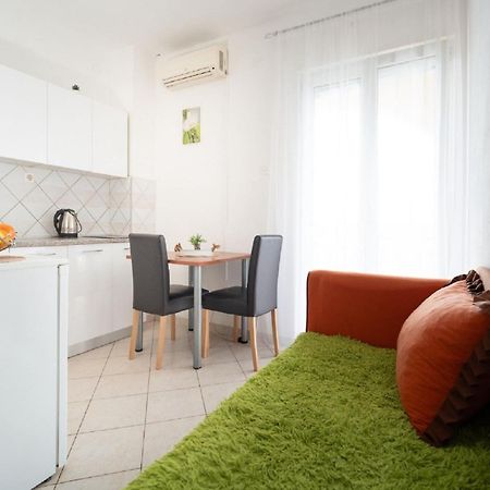 Apartments Milic - One Bedroom Apartment With Sea View And Terrace Gornji Karin Dış mekan fotoğraf