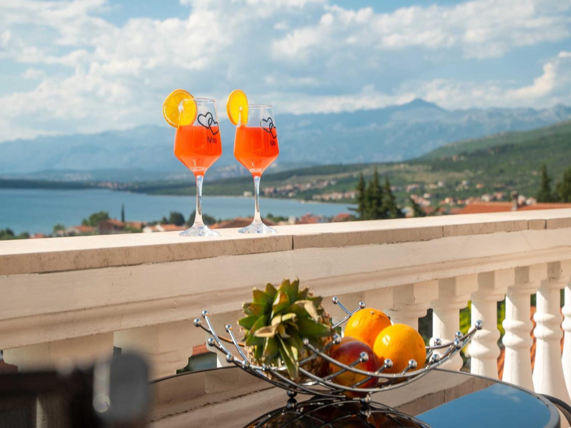 Apartments Milic - One Bedroom Apartment With Sea View And Terrace Gornji Karin Dış mekan fotoğraf